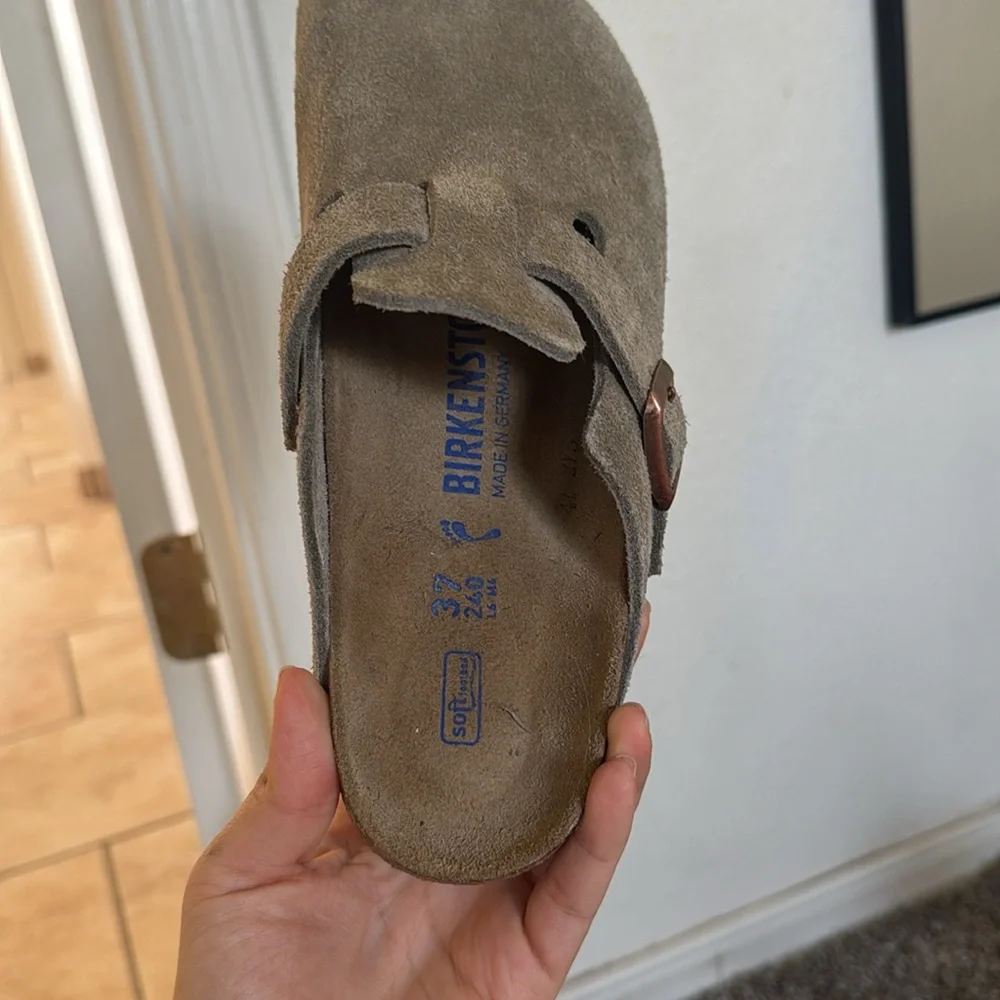 Birkenstock Boston Olive Suede Clogs - Picture 5 of 5